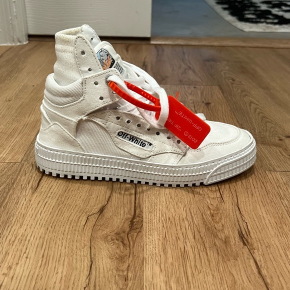 Off white high tops - Picture 1 of 6